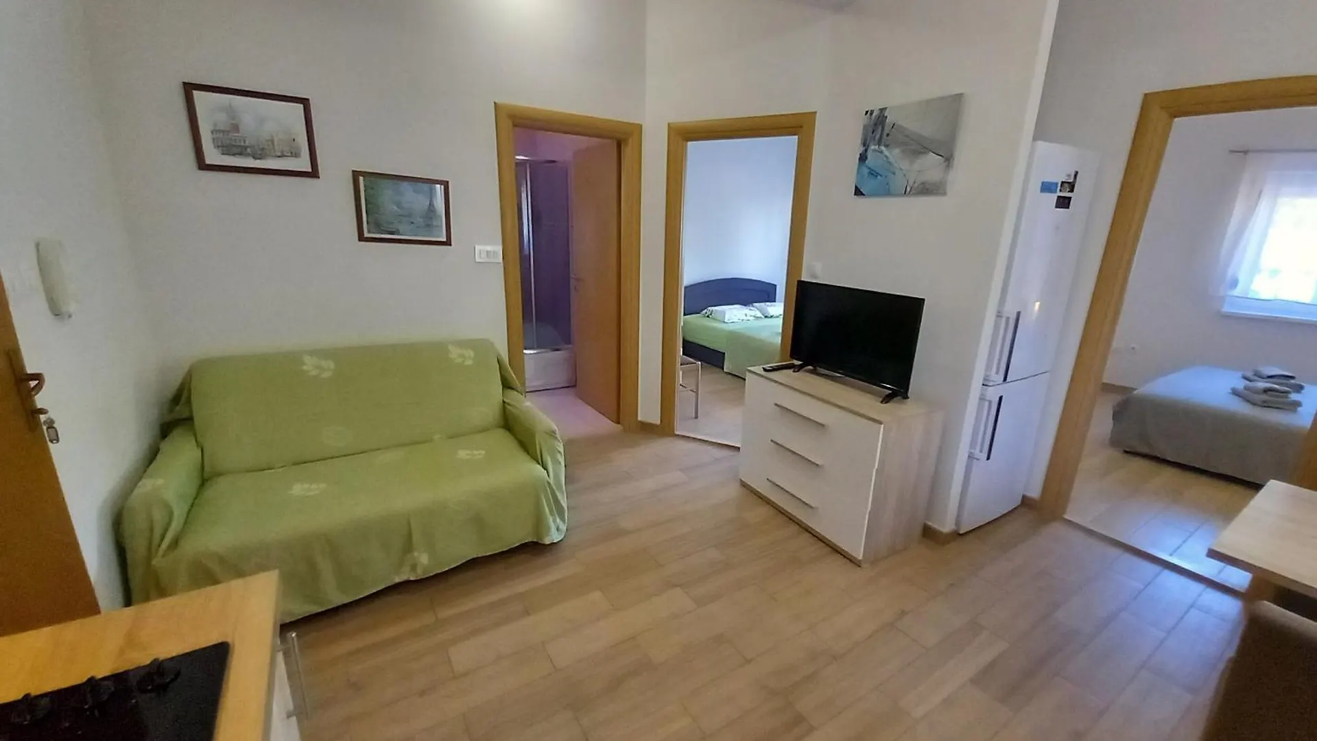 Apartment Jelena - Cozy Two Bedroom Apartment Only 70M From The Beach, Diklo - 자다르 크로아티아