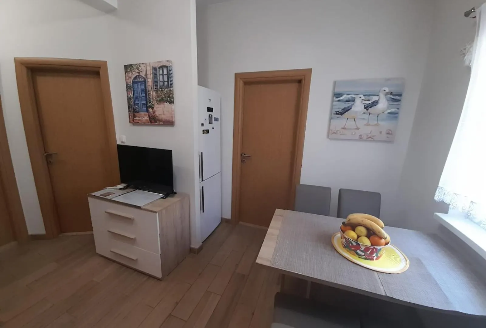 Apartment Jelena - Cozy Two Bedroom Apartment Only 70M From The Beach, Diklo - 자다르 0*,  크로아티아